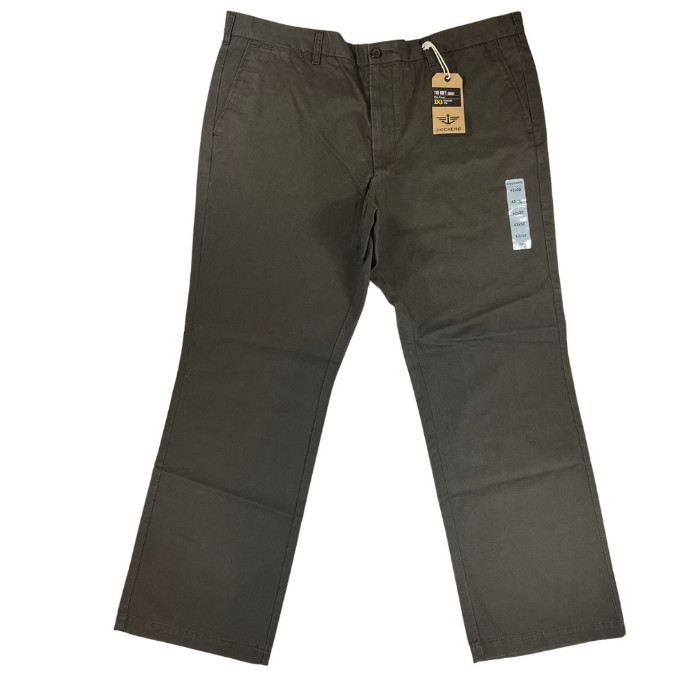 Dockers D3 Classic Khaki Pants Mens 42x32 Brown Straight Flat Front NWT‎